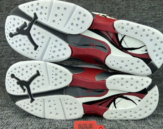 Air Jordan 8 Retro Bugs Bunny GS White Basketball Shoes Sneakers 305368-103 DISCOLORING